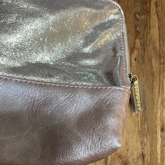 Free with purchase! Sephora Cosmetic Bag - Picture 3 of 5